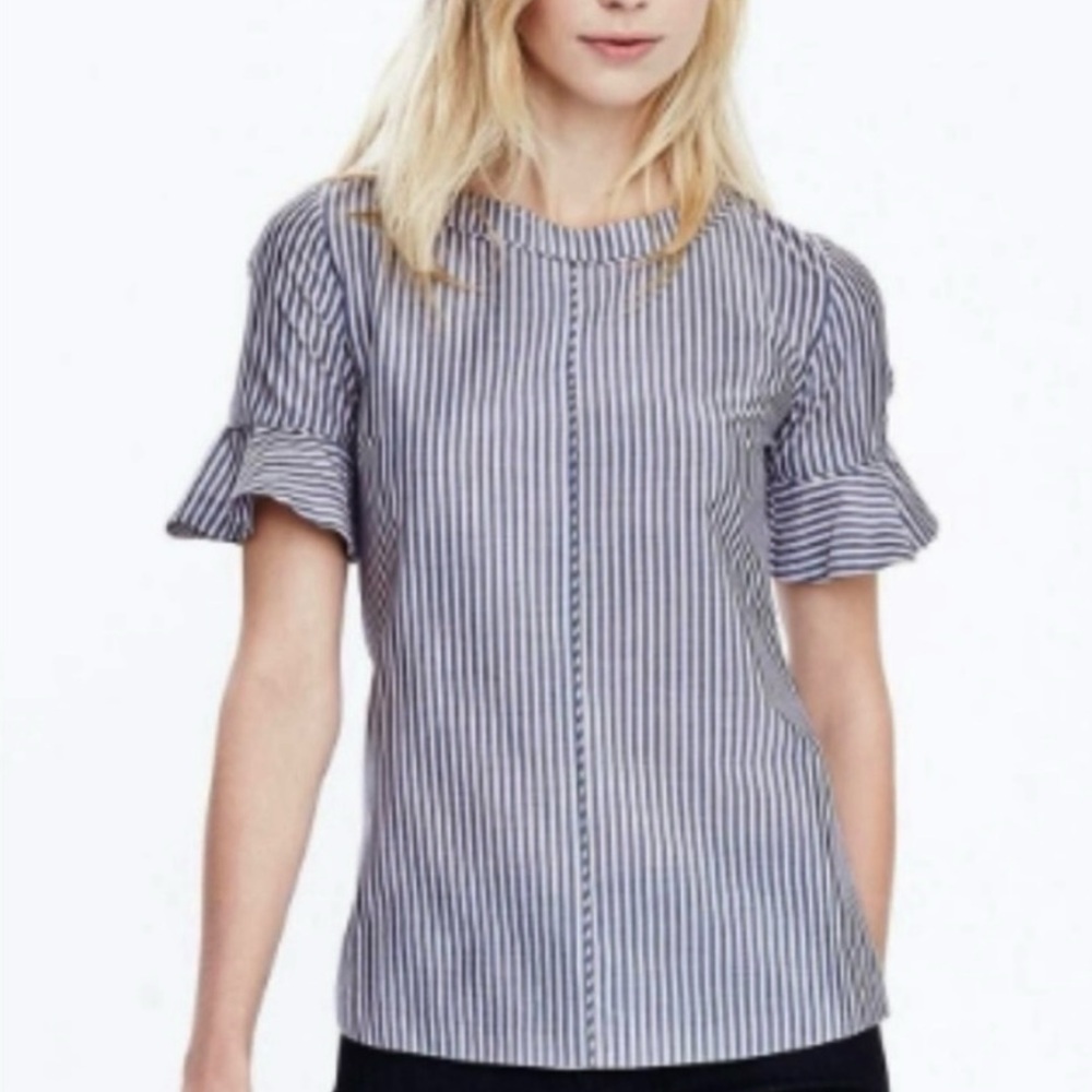 BR🍌Blue Striped Flutter Sleeve Blouse